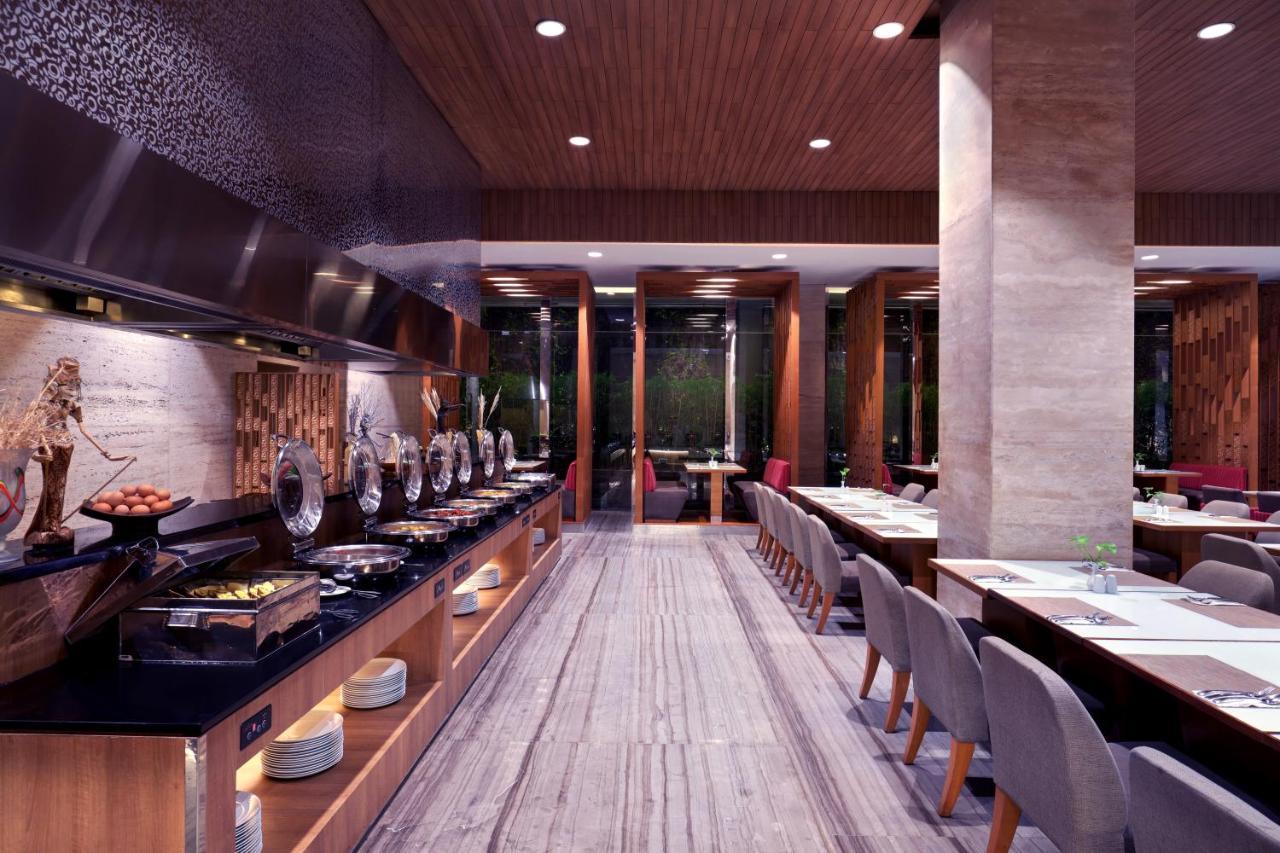 Grand Mercure Jakarta Harmoni Exterior photo