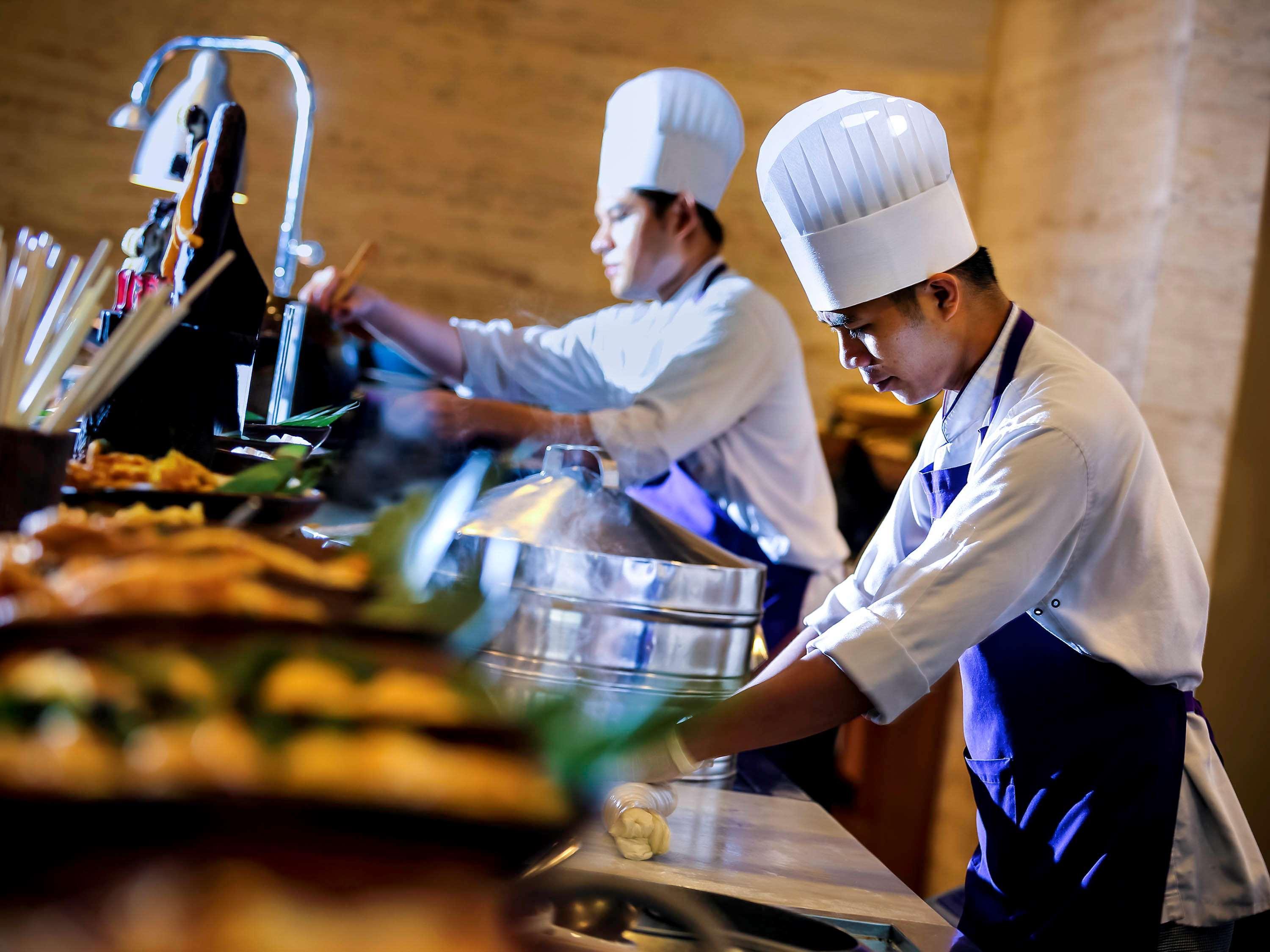 Grand Mercure Jakarta Harmoni Exterior photo