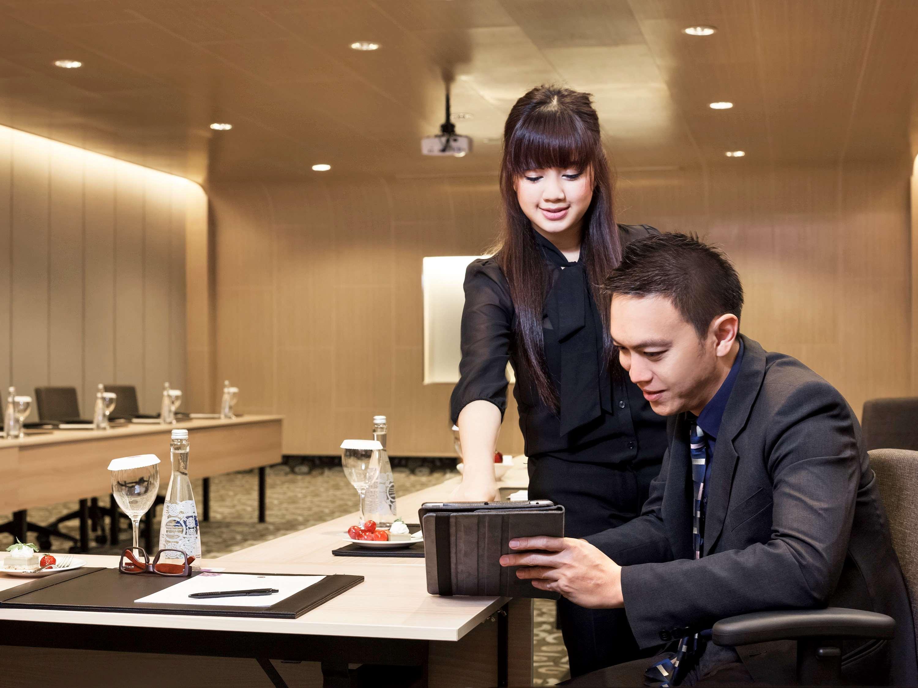 Grand Mercure Jakarta Harmoni Exterior photo